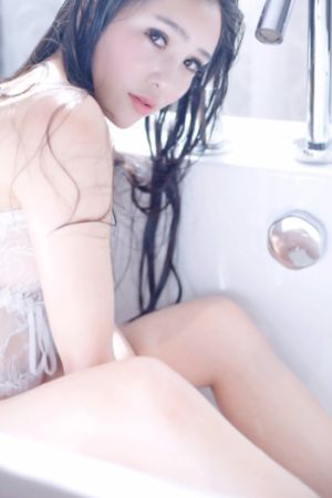 伊人久久婷婷丁香六月综合基地_720电影在线观看
