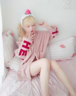 国产清纯美女高潮流白浆视频_HD完整版观看